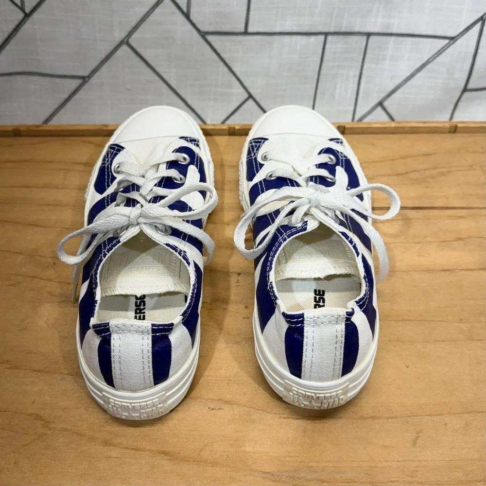 CONVERSE ALL STAR Screen Print Low Top Shoes Spell Out Youth‎ Size 3